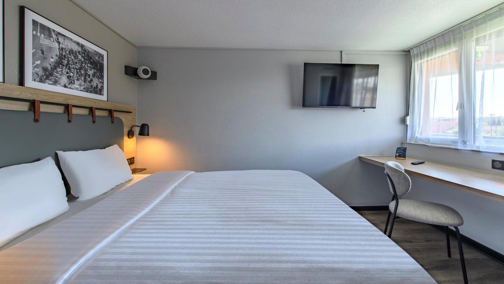 Campanile Prime - Nimes Centre Hotel Ngoại thất bức ảnh